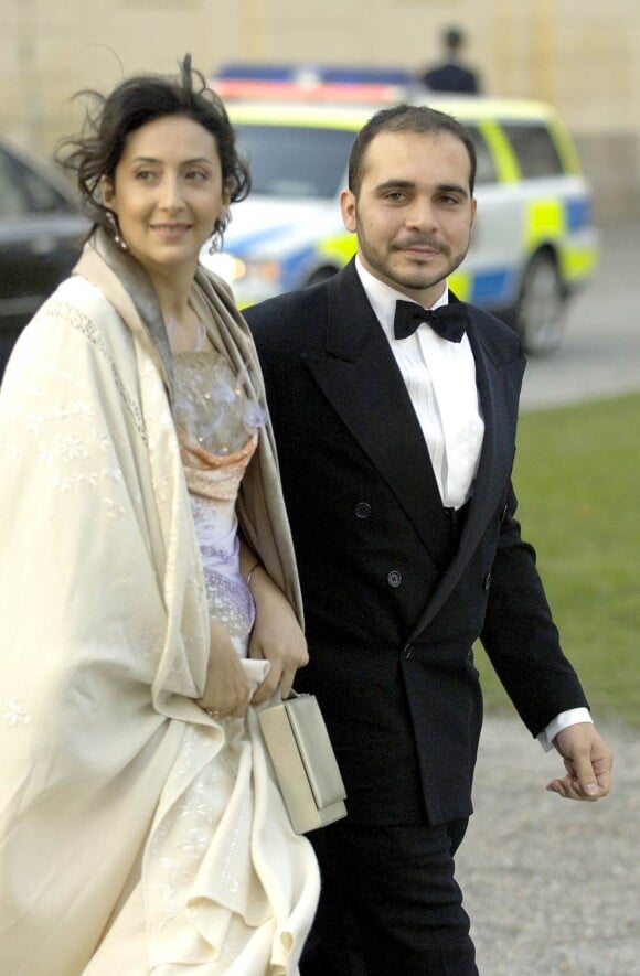 La princesse Rym a certes abandonné sa carrière de journaliste de premier plan en épousant le prince Ali bin al Hussein de Jordanie en septembre 2004, mais elle s'efforce de partager son savoir-faire en la matière. Le samedi 9 juillet 2011, elle a notamment reçu l'Ischia International Journalism Award, prestigieuse distinction italienne.