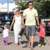 Tori Spelling, son mari Dean McDermott et leurs enfants se sont offerts une sortie en famille pour satisfaire les envies de la future maman le 22 juillet 2011 à Malibu