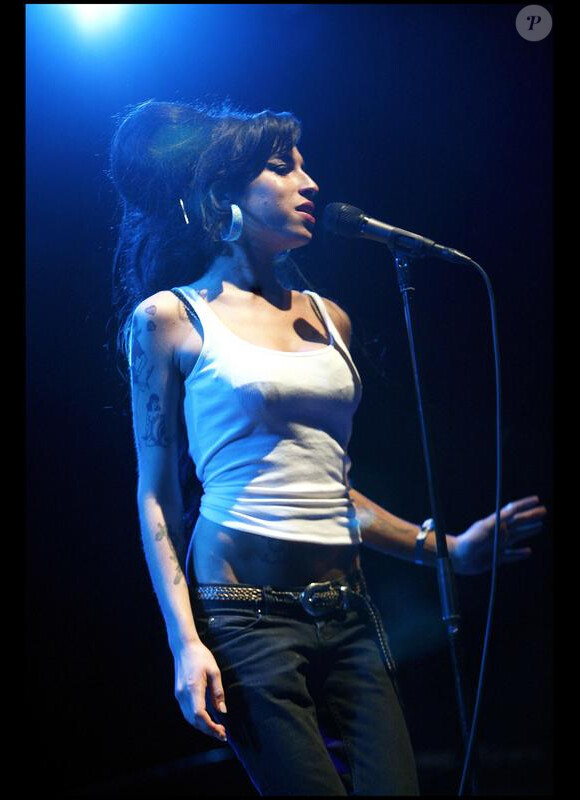 Amy Winehouse en concert en Suède en juin 2007