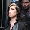 Amy Winehouse quittant le tribunal en juillet 2009