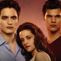 Twilight 4 : Robert Pattinson et Kristen Stewart, amants envoûtants, s'affichent