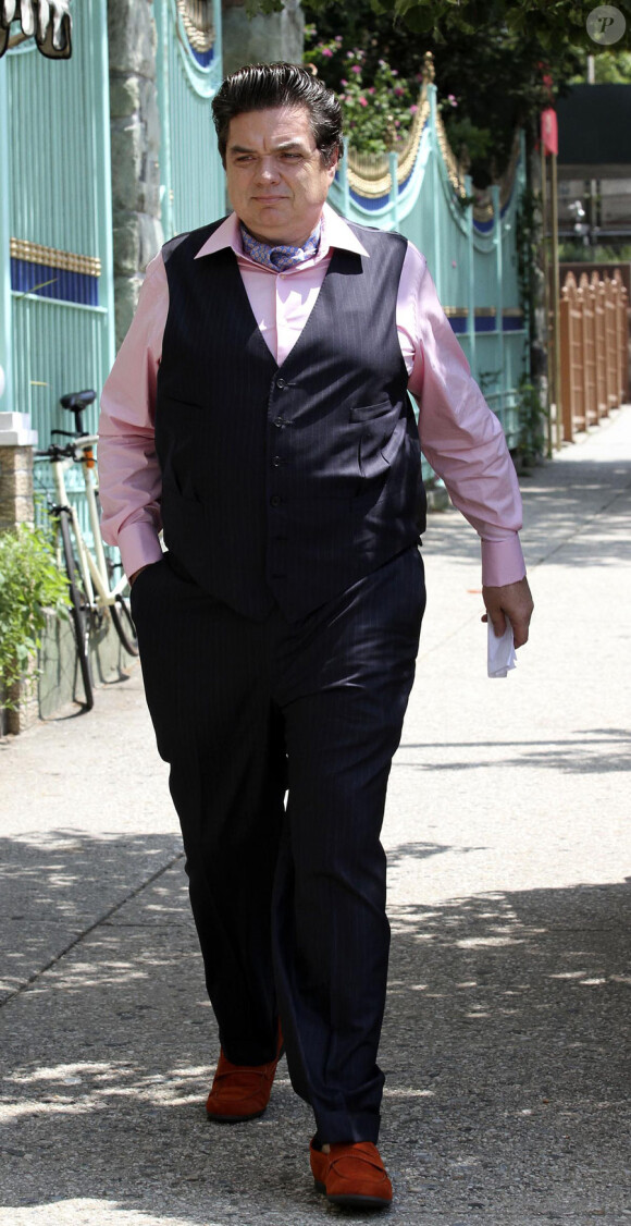 Oliver Platt sur le tournage de Gods Behaving Badly à New York le 8 août 2011