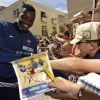 L'équipe de France de football, à la veille de son match amical contre le Chili à la Mosson de Montpellier le 09 août 2011, avait un programme chargé. Une opération de communication à Palavas-les-Flots, dans l'Hérault.