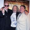 T-Bone Burnett, Jeff Bridges et John Goodman lors de la soirée célébrant la sortie en Blu-ray de The Big Lebowski le 16 août 2011