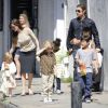 Brad Pitt, Angelina Jolie et leurs six enfants à La Nouvelle-Orléans en mars 2011