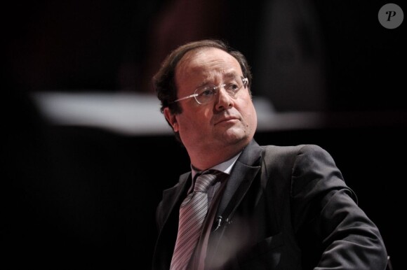 François Hollande, bouffi à Reims en novembre 2008