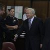 Dominique Strauss-Kahn dans la salle d'audience du tribunal de New York ce 23 août qui l'a vu être libéré de toutes charges... mais pas innocenté.