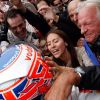 Comme son compagnon Jenson Button, Jessica Michibata porte les couleurs de l'horloger suisse Tag Heuer. Dans une nouvelle campagne de la maison helvétique, la Japonaise se sert de ses atouts de belle de la F1...