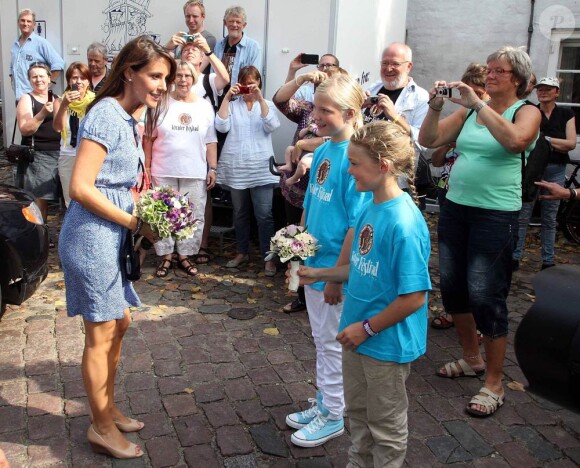 La princesse Marie de Danemark, une dizaine de jours après l'annonce de sa seconde grossesse, inaugurait le Festival de musique de Tønder, dont elle est la marraine, le 26 août 2011. Laissant deviner ses premières rondeurs de femme enceinte.