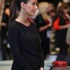 La princesse Marie de Danemark découvrait une exposition de joaillerie au centre Bella, à Copenhague, le 28 août 2011. Vêtue d'un ensemble noir prouvant qu'elle ne craint pas de laisser voir ses premières rondeurs de femme enceinte.