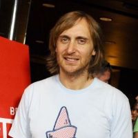 David Guetta : Toujours plus de pub, mais privé de permis... à vie !