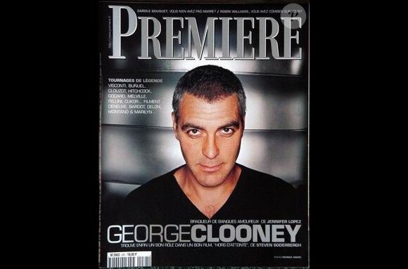 Cheveux courts et rasé de près, George Clooney pose pour le magazine Premiere en décembre 1998.