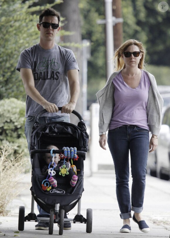Colin Hanks avec sa femme Samantha et leur fille Olivia, le 20 août 2011 à Hollywood