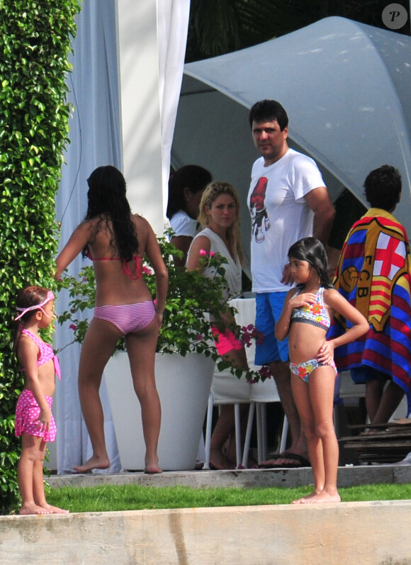 Shakira en famille à Miami le 5 septembre 2011