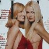 Carla Bruni et Karen Mulder, habillées en Gianni Versace, apparaissent sur la couverture du Elle de janvier 1996.
