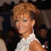 La petite princesse du r'n'b Rihanna a illuminé les NRJ Music Awards 2010, dans une robe qui la mettait parfaitement en valeur. Cannes, le 23 janvier 2010.