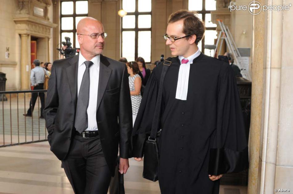 Pierre Martinet Et Son Avocat Au Tribunal De Paris Le 27 Septembre 11 Purepeople Pierre Martinet Et Son Avocat Au Tribunal De Paris Le 27 Septembre 11 Purepeople
