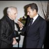 Le chef de l'Etat s'est fait un plaisir de complimenter le grand Charles.
Outre le président Nicolas Sarkozy, présent à l'Olympia avec son homologue arménien Serge Sarkissian, Charles Aznavour pouvait compter sur la présence de nombreuses personnalités pour sa soirée spéciale pour l'Arménie, mercredi 28 septembre 2011.
