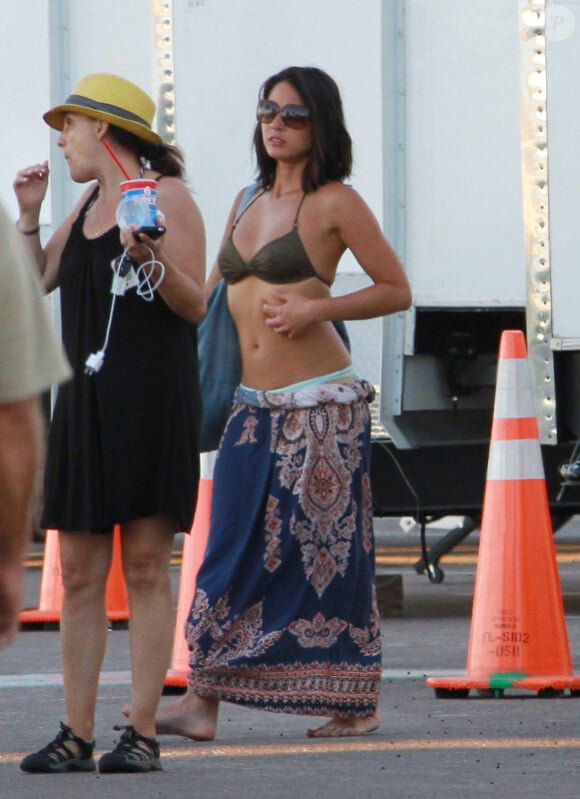 Olivia Munn sur le tournage de Magic Mike à Miami le 12 octobre 2011.