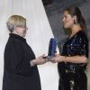 La princesse Victoria de Suède a notamment récompensé l'auteure Karen Armstrong le 17 octobre 2011 lors de la remise des Prix de la Connaissance sous l'égide de l'Encyclopédie Nationale, à l'Hôtel de Ville de Stockholm.