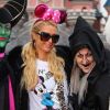 Paris Hilton au parc d'attraction Disneyland Paris, le 18 octobre 2011
