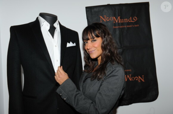 Karine Lima lors de l'inauguration de la boutique pour homme NeoMundo, à Paris, le 18 octobre 2011