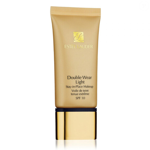 Fond de teint "Double Wear Light" Estée Lauder, 39 €.