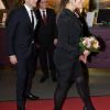 La princesse Victoria de Suède, en compagnie de son mari le prince Daniel, assistait dans la soirée du 21 octobre 2011 à la dernière du spectacle Elvis par la troupe du Glada Hudik-teatern.