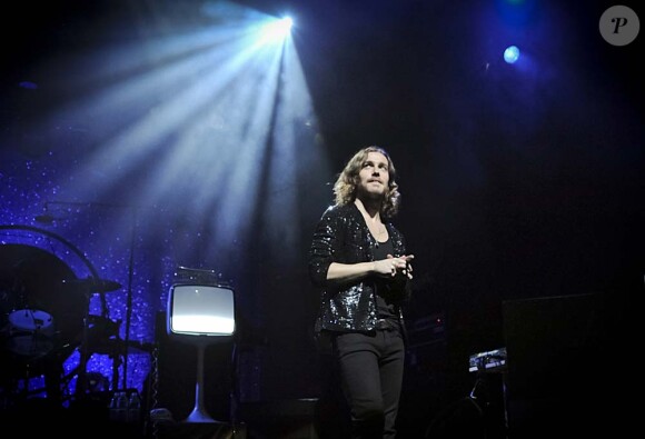 Julien Doré à l'Olympia, à Paris, le 24 octobre 2011. Il remontera dès ce soir sur la célèbre scène parisienne.