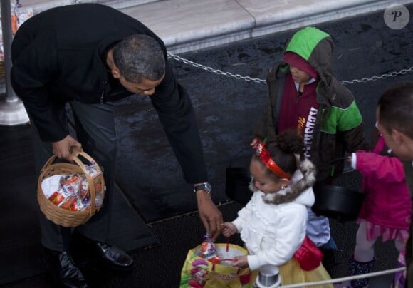 Barack et Michelle Obama ont ravi les enfants en célébrant Halloween avant l'heure. Le 29 octobre 2011