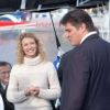 Samedi 29 octobre 2011 au Havre, Alexandra Lamy et David Douillet saluent les concurrents de la 10e Transat Jacques Vabre. 