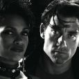 Rosario Dawson et Clive Owen dans Sin City.