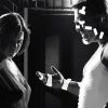 Carla Gugino et Mickey Rourke dans Sin City.
