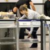Olivia Wilde sans maquillage à l'aéroport de Los Angeles le 7 novembre 2011