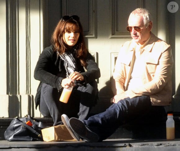 Rachel Weisz, Tim Craig son beau-père, à New York, le 23 octobre 2011. 