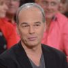 Laurent Baffie lors de l'enregistrement de l'émission Vivement Dimanche qui sera diffusée le 13 novembre 2011. Invité spécial : Gérard Lenorman.