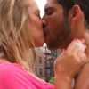 Stéphanie et Kévin s'offrent un premier baiser torride le vendredi 11 novembre dans Les Anges de la télé-réalité 3 sur NRJ 12