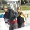 Enrique Iglesias et Anna Kournikova quittent Miami à bord d'un yacht pour une virée en amoureux, le jeudi 10 novembre. 