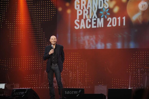 Nicolas Canteloup honoré lors des Grands prix de la Sacem, au Casino de Paris, le 14 novembre 2011.