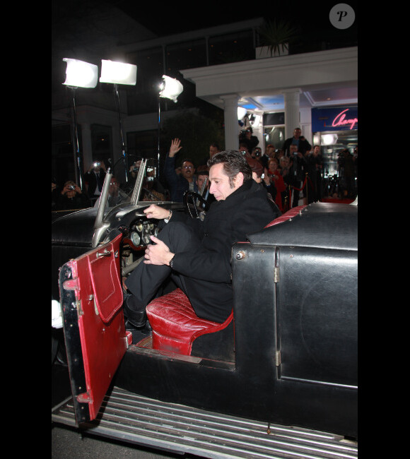 Laurent Gerra sur le tournage de l'émission Champs-Élysées, le 21 novembre 2011, à Paris