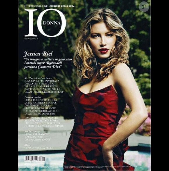 Jessica Biel, sanguine en couverture du magazine italien Io Donna. Juin 2010.