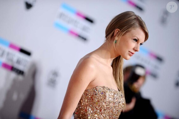 Taylor Swift à la cérémonie des American Music Awards, à Los Angeles, le 20 novembre 2011.