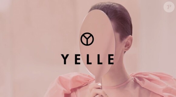 Image extraite du clip Comme un enfant de Yelle, novembre 2011.