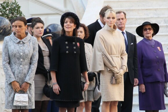 Stéphanie de Monaco, Caroline et Charlene lors de la Fête Nationale Monégasque, en novembre 2011.