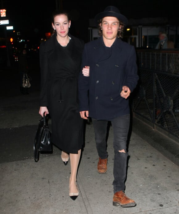 Liv Tyler et Theo Wenner : un couple craquant qui arpente les rues de New York le 30 novembre 2011