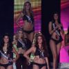 Les douze demi-finalistes de Miss France 2012 sur un tableau Pocahontas, samedi 3 décembre 2011, à Brest