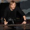 Daivd Guetta dépose ses empreintes au Grauman's Chinese Theater, à Los Angeles, le 3 décembre 2011.