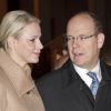Albert de Monaco et Charlene lors de l'ouverture du Marché de Noël de Monaco, le 5 décembre 2011.
