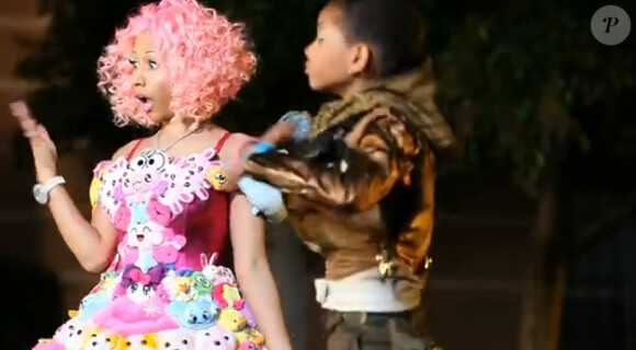 Willow Smith et Nicki Minaj dans le teaser du clip Fireball 