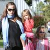 Jennifer Garner et ses filles Violet et Seraphina le 5 décembre 2011